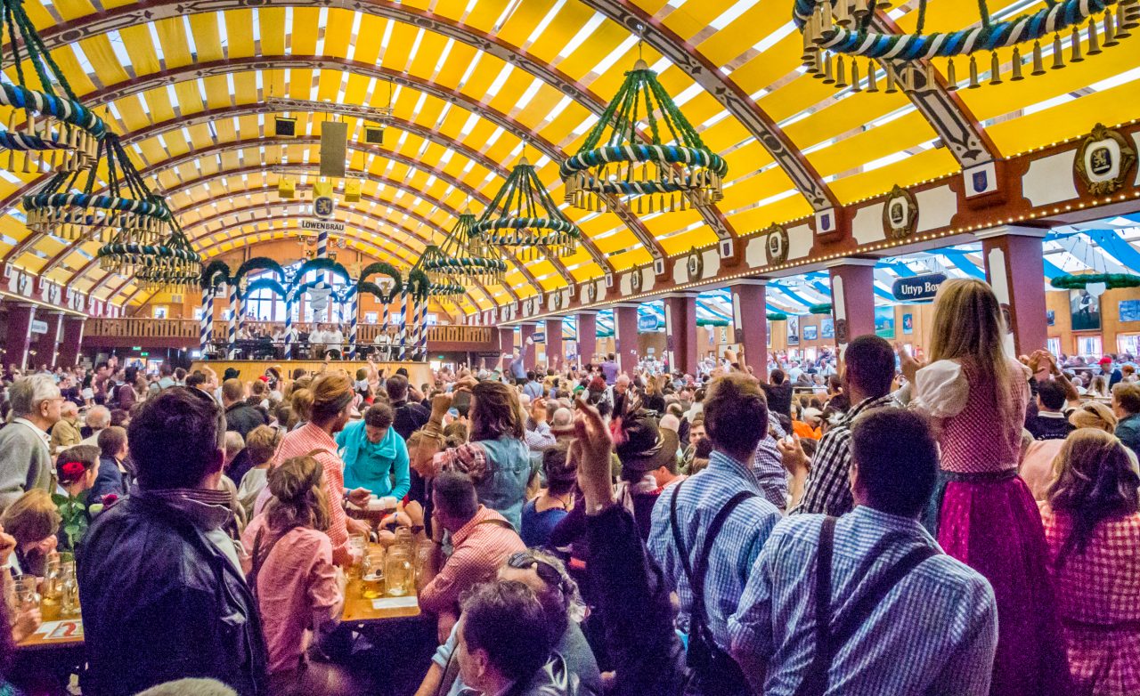 Bierzelt in München