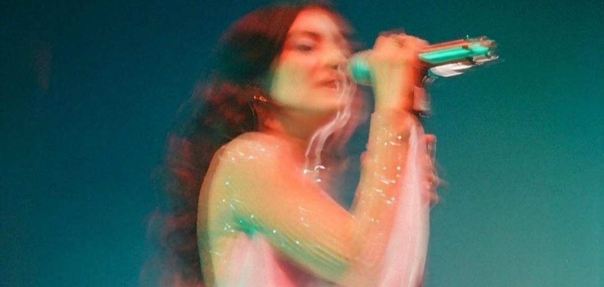 Lordes Melodrama – Zwischen Weinen im Taxi und Tanzen im Licht 