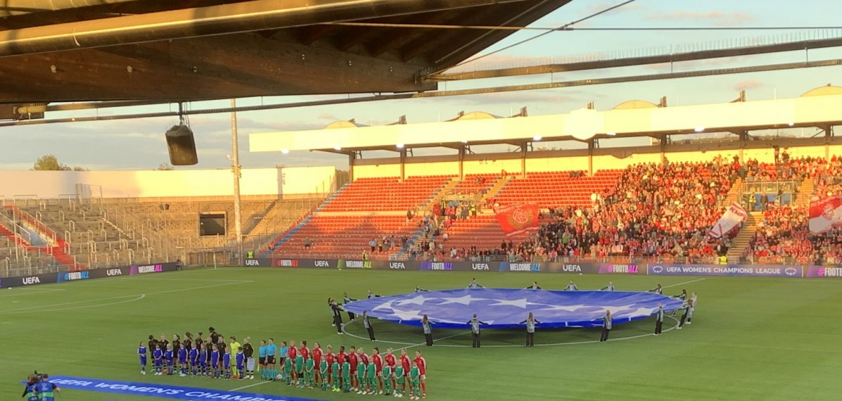 FC Bayern Frauen geben Sieg aus der Hand 